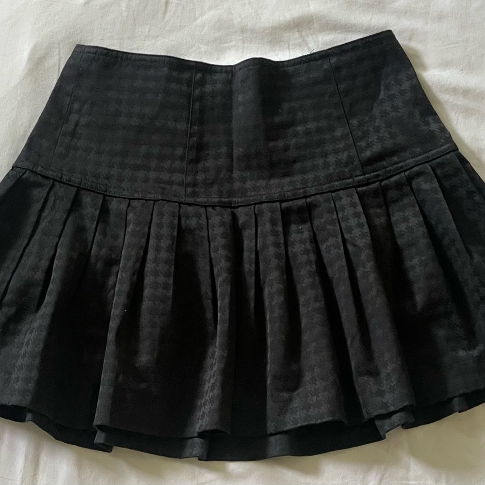 Forever 21 Black and Gray Textured Mini Skirt XS